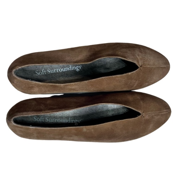 Soft Surroundings Fabrizia Beige Suede Slip On Wedge Heels Size 9 - Picture 9 of 15